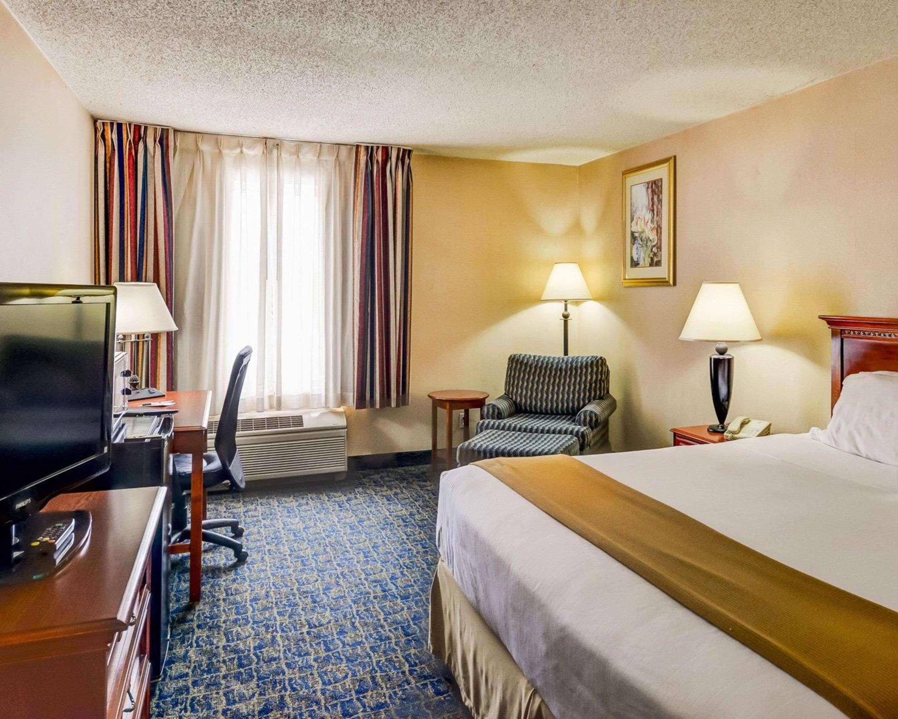 Quality Inn Spring Mills - Martinsburg North Kültér fotó