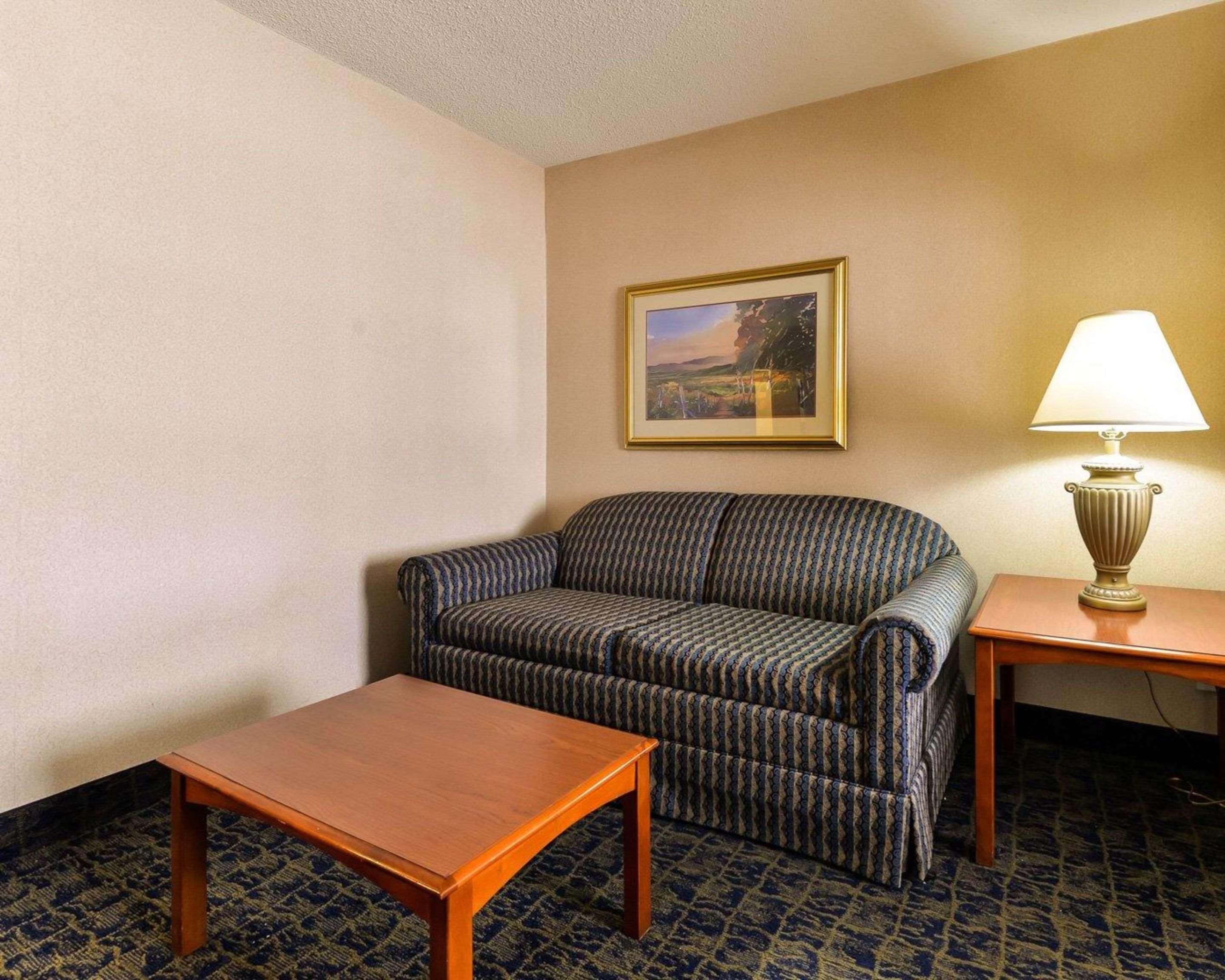Quality Inn Spring Mills - Martinsburg North Kültér fotó