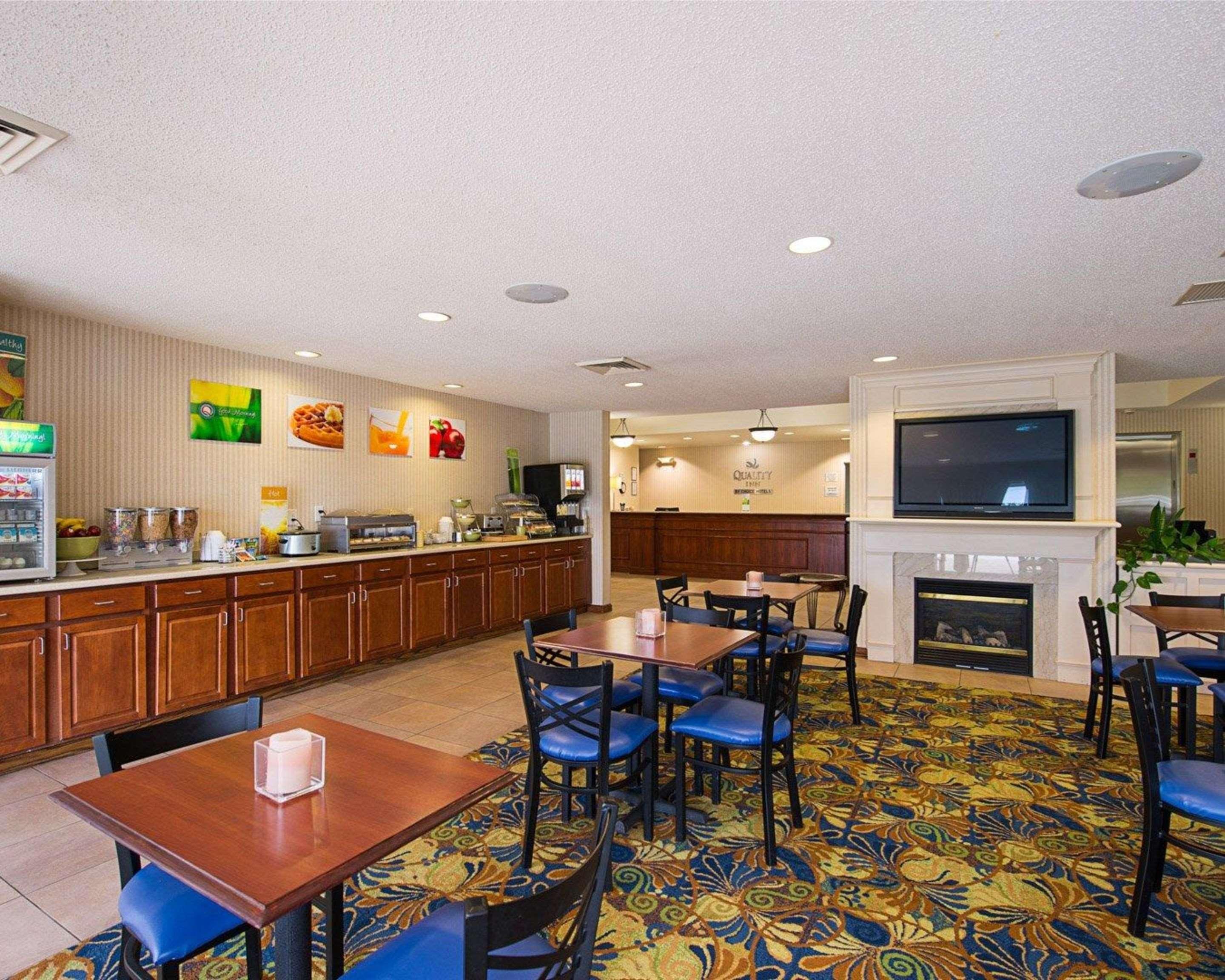 Quality Inn Spring Mills - Martinsburg North Kültér fotó